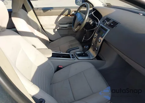 2009 Volvo S40 2.4I z USA, uszkodzony, nr VIN YV1MS390492452559